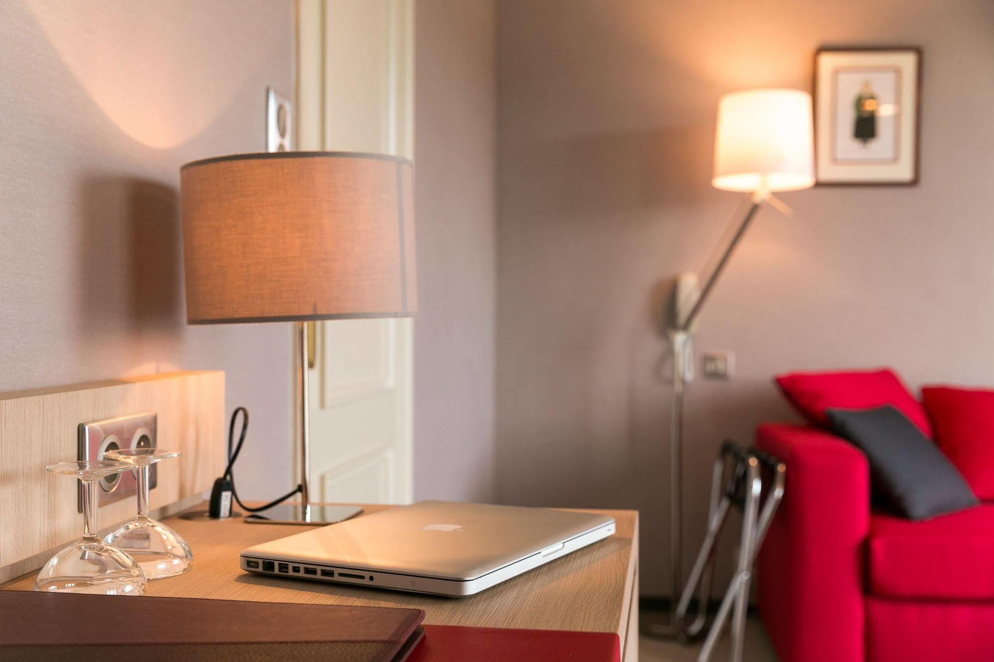Le Goyen Hotel ออเดียร์น ภายนอก รูปภาพ